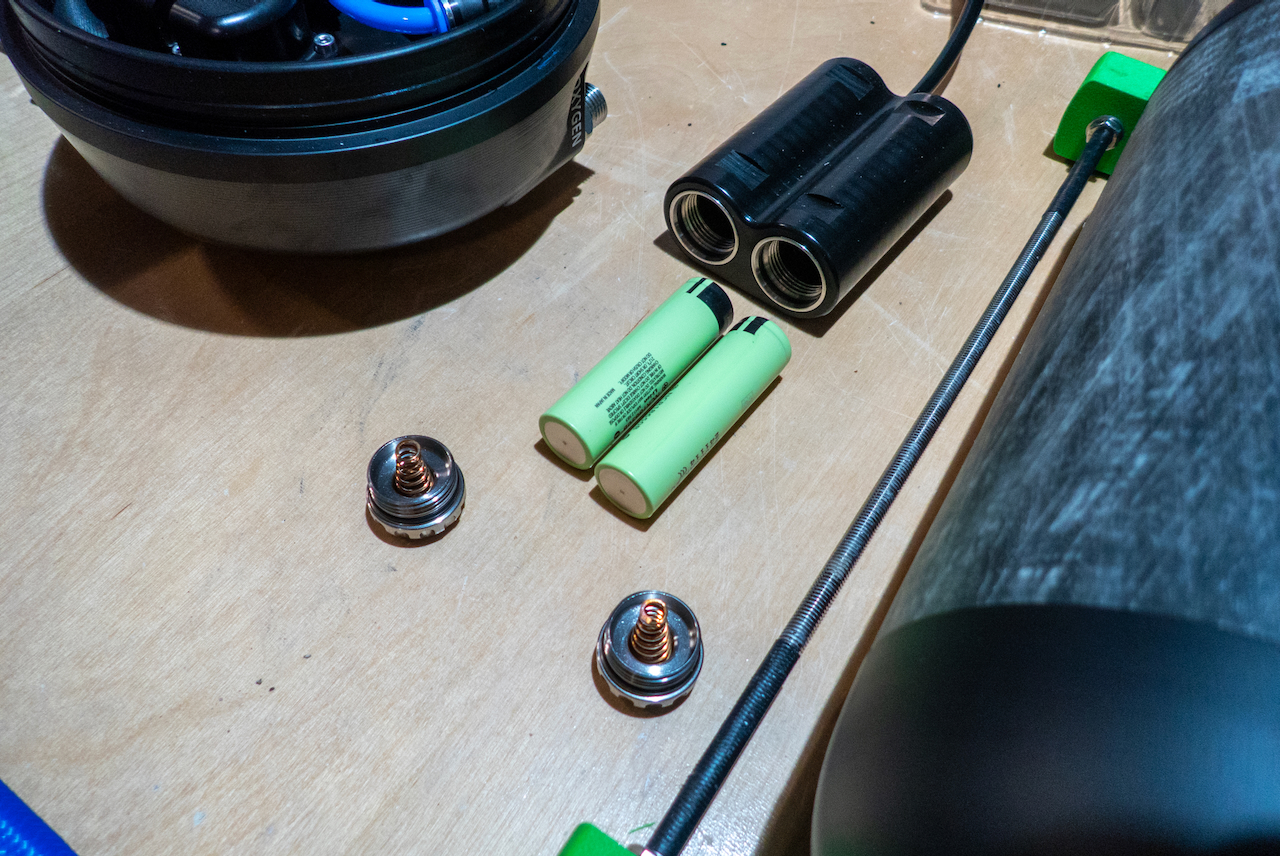 Battery canister with 18650 cells and end-caps